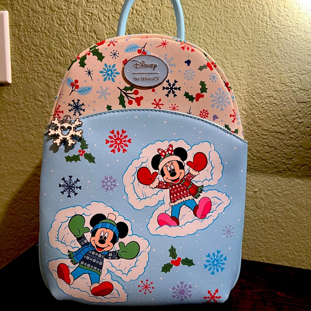 NWT Disney Lounge Fly Holiday back pack